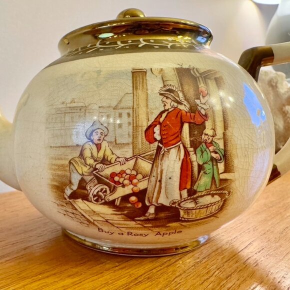 Vintage 1960s Arthur Wood Old Chelsea Scenes Teapot - Picture 3 of 10